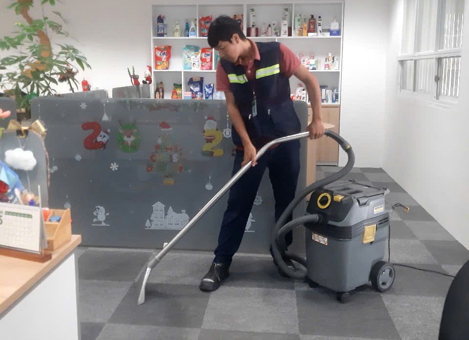 Dịch vụ vệ sinh giặt thảm